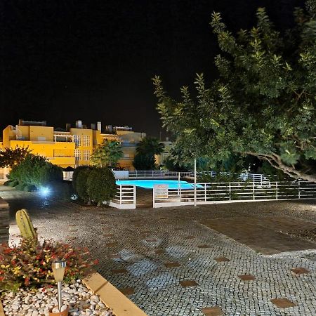 Marinho - 2 Bedroom 2 Bathroom Ground Floor Apartment With Communal Pool And Gardens Conceicao  Экстерьер фото